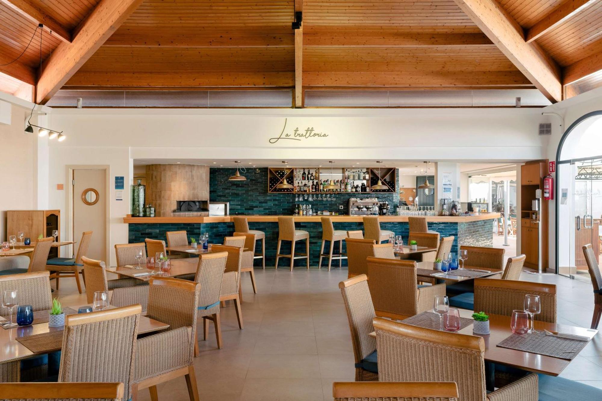 Aluasun Mediterraneo S'Algar Exterior photo